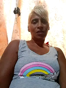 Snapshot of Goodgirlsue_77 chatting on March 2025 04:00:02 PM Goodgirlsue 77 online show from March 2025 04:00:02 PM