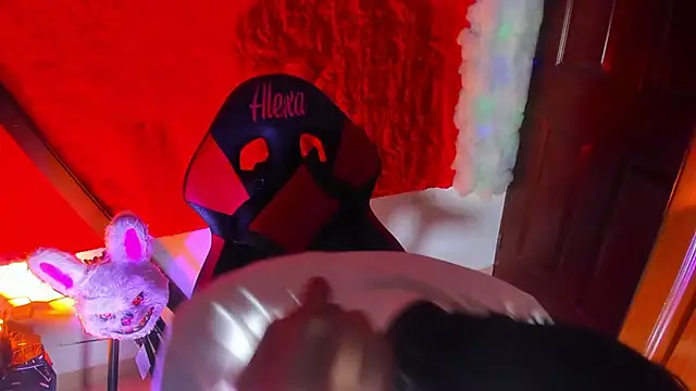 LilOwen  online show from February 2026 10:07:02 PM