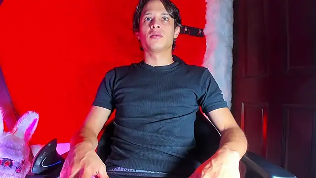 LilOwen  online show from March 2026 06:26:01 PM