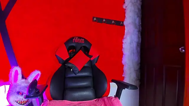 LilOwen  online show from March 2026 09:08:02 PM