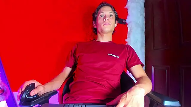 LilOwen  online show from March 2026 05:44:02 PM