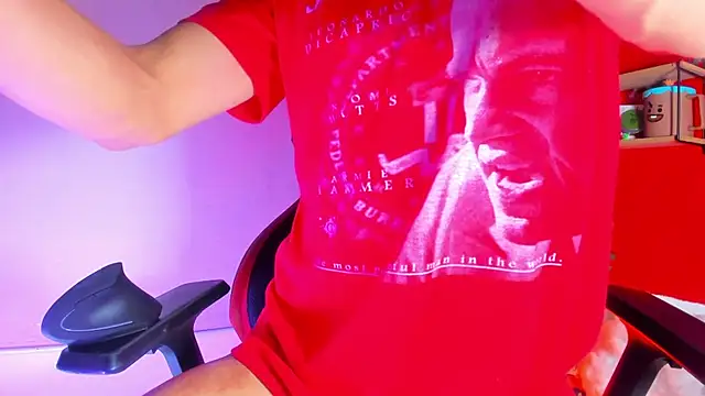 LilOwen  online show from April 2026 09:39:33 PM