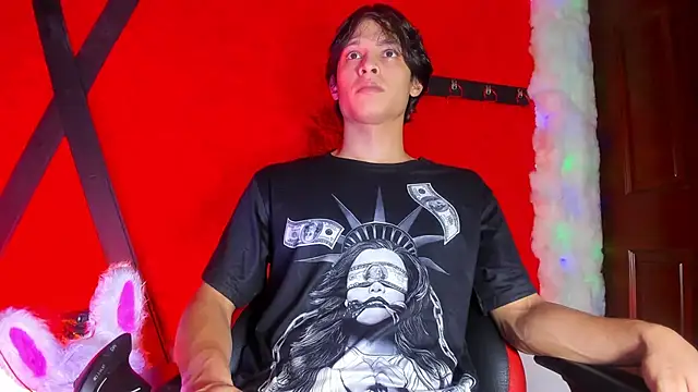 LilOwen  online show from February 2026 06:42:01 PM