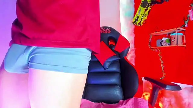 LilOwen  online show from April 2026 07:29:04 PM