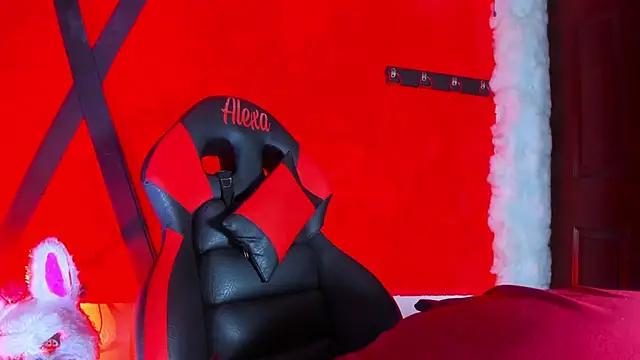 LilOwen  online show from March 2026 05:10:02 PM