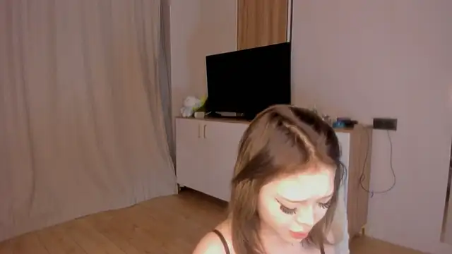 nacumi mi online show from April 2026 03:52:02 PM