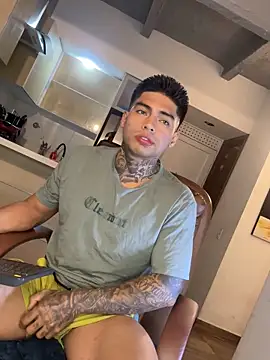 Dominiofit online show from November 2025 01:20:02 AM