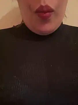 Snapshot of Samarr_9and chatting on January 2025 11:49:02 AM Samarr 9and online show from January 2025 11:49:02 AM