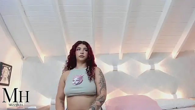 MizzHell online show from September 2025 12:44:02 PM