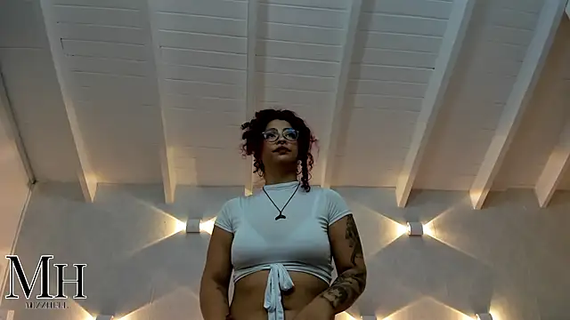 MizzHell online show from October 2025 12:50:02 PM