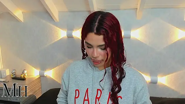 MizzHell online show from February 2026 03:50:02 AM