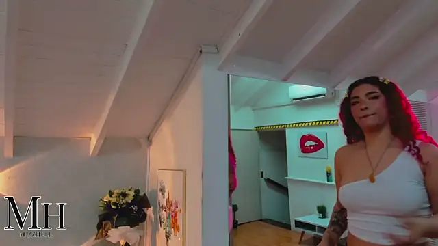 MizzHell online show from April 2026 03:52:01 AM