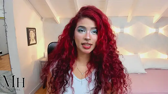 MizzHell online show from January 2026 03:54:01 AM