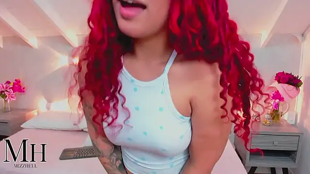 MizzHell online show from April 2026 03:51:01 AM