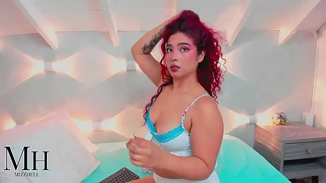 MizzHell online show from March 2026 03:54:01 AM