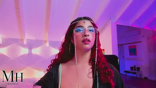 MizzHell online show from April 2026 08:40:01 AM