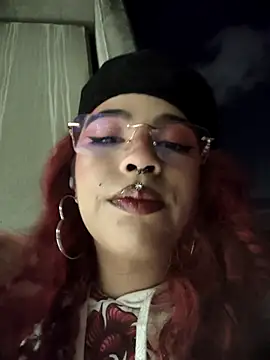 MizzHell online show from March 2026 03:43:01 AM