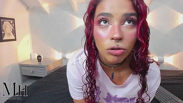 MizzHell online show from October 2025 12:48:02 PM