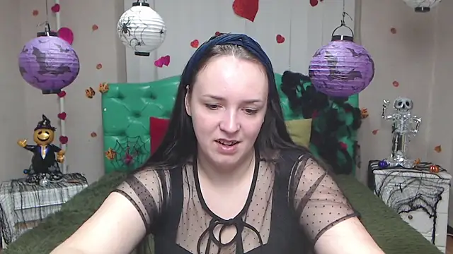 IsabelBlackberry online show from October 2025 06:14:02 AM