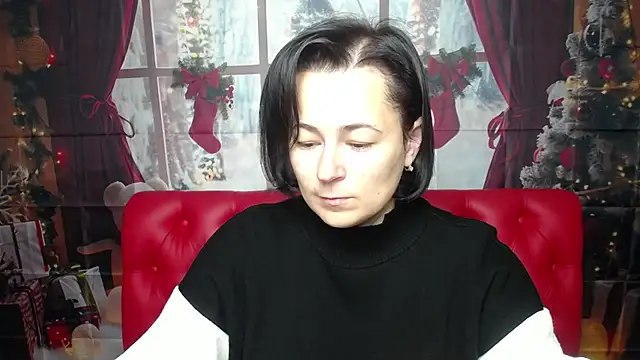 Snapshot of MarieSho chatting on December 2025 07:14:02 AM MarieSho online show from December 2025 07:14:02 AM