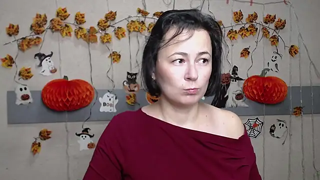 Snapshot of MarieSho chatting on November 2025 07:11:02 AM MarieSho online show from November 2025 07:11:02 AM