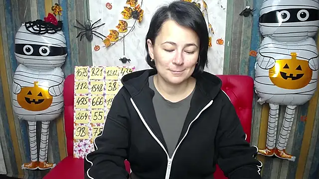 Snapshot of MarieSho chatting on November 2025 06:01:01 PM MarieSho online show from November 2025 06:01:01 PM