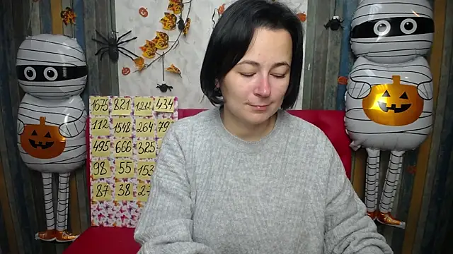 Snapshot of MarieSho chatting on October 2025 05:01:01 PM MarieSho online show from October 2025 05:01:01 PM