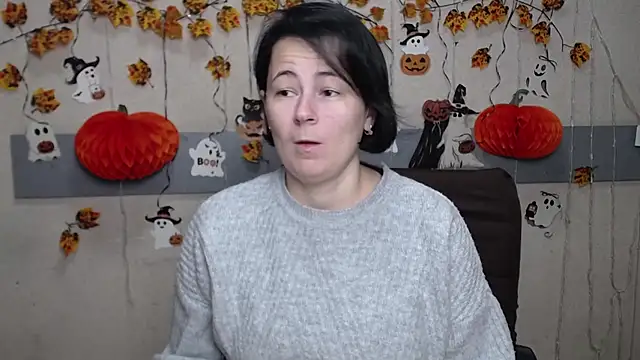 Snapshot of MarieSho chatting on October 2025 07:18:01 AM MarieSho online show from October 2025 07:18:01 AM