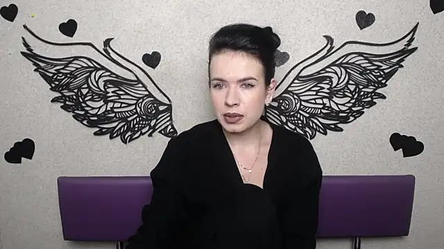 JasmineKouch online show from November 2025 07:23:02 AM