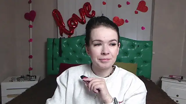 JasmineKouch online show from February 2026 06:24:02 AM