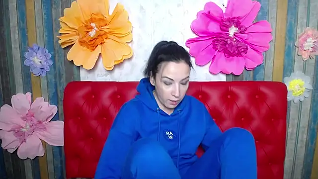 ElizabethSho online show from February 2026 06:14:01 PM