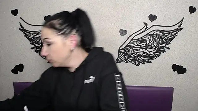 ElizabethSho online show from February 2026 06:13:01 AM