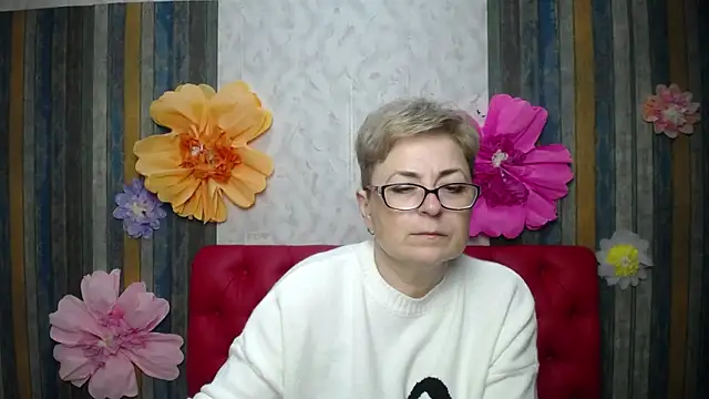 EmiliaGree online show from April 2026 05:03:02 PM
