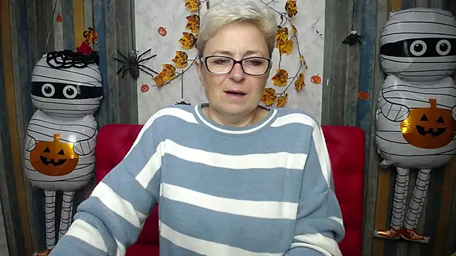 EmiliaGree online show from November 2025 06:07:02 AM