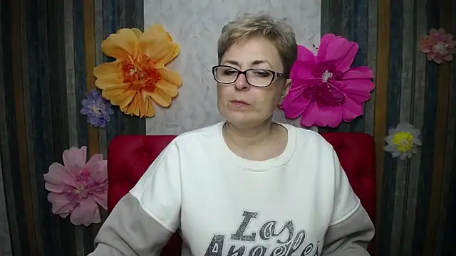 EmiliaGree online show from April 2026 05:04:02 PM