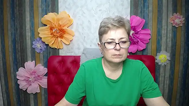 EmiliaGree online show from April 2026 05:04:01 PM