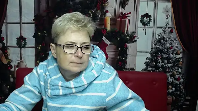 EmiliaGree online show from December 2025 06:13:02 PM