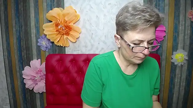 EmiliaGree online show from April 2026 05:18:01 PM