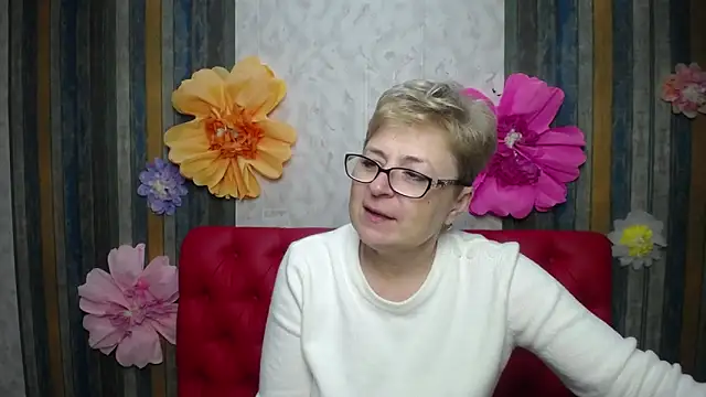 EmiliaGree online show from May 2026 05:05:01 PM