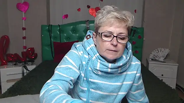 EmiliaGree online show from December 2025 08:04:02 PM