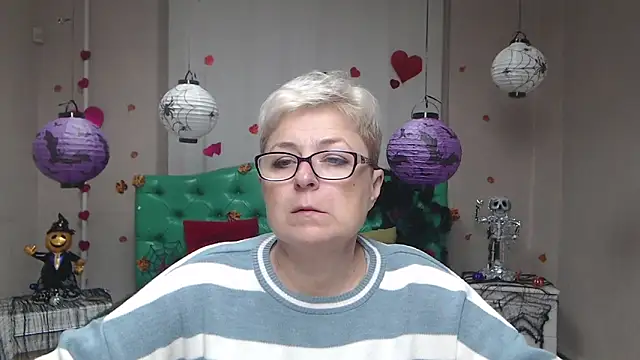 EmiliaGree online show from October 2025 06:14:01 AM