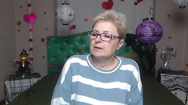 EmiliaGree online show from November 2025 06:06:02 AM