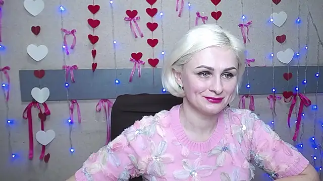 OliviaHorst online show from February 2025 01:02:01 PM