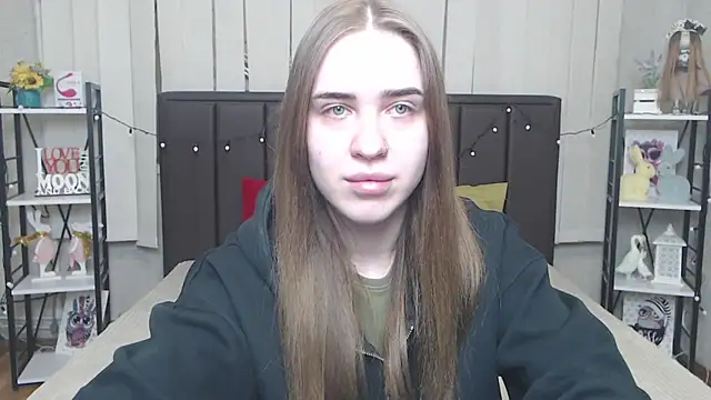 LauraHlot online show from October 2025 05:42:01 AM