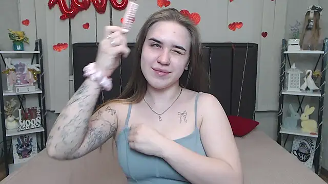 LauraHlot online show from April 2026 05:53:02 AM