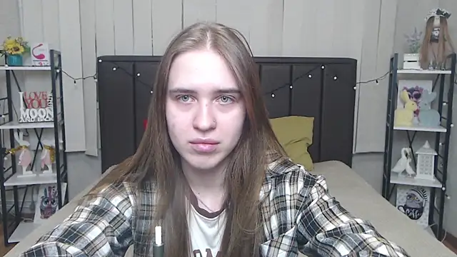 LauraHlot online show from September 2025 05:41:02 PM
