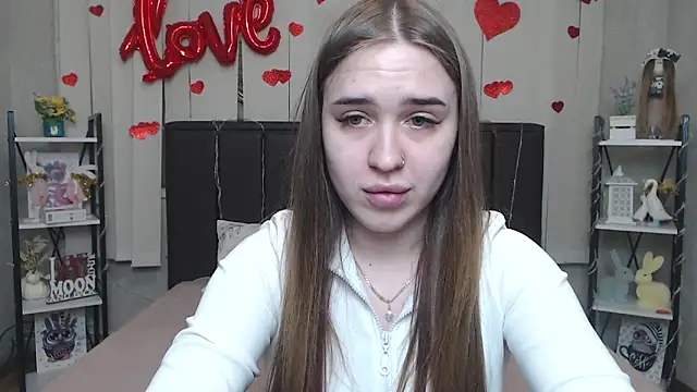 LauraHlot online show from March 2026 07:04:02 PM