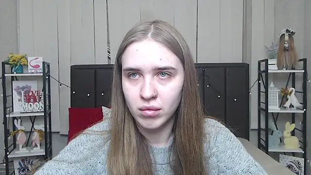 Snapshot of LauraHlot chatting on November 2025 07:13:02 PM LauraHlot online show from November 2025 07:13:02 PM