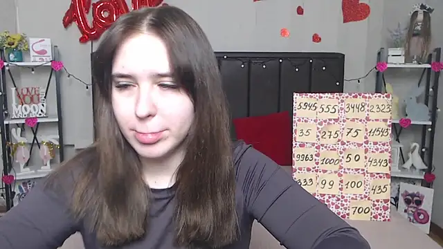 LauraHlot online show from March 2025 07:00:02 AM