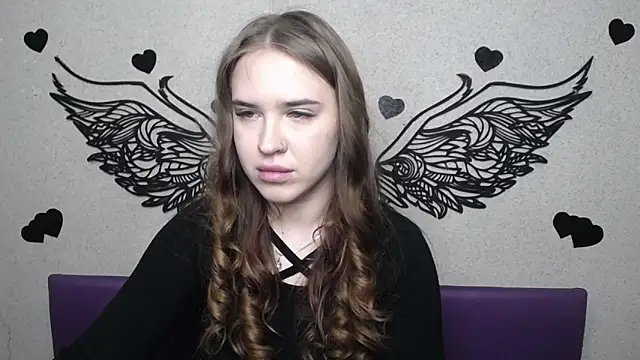 LauraHlot online show from April 2026 05:46:01 AM